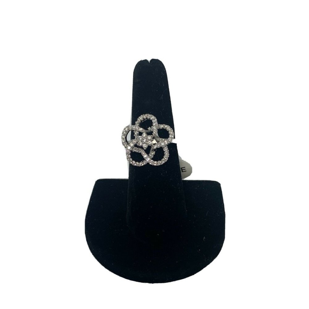 NWT 925 Sterling Silver Ring size 7 Cz Stones Flower Design